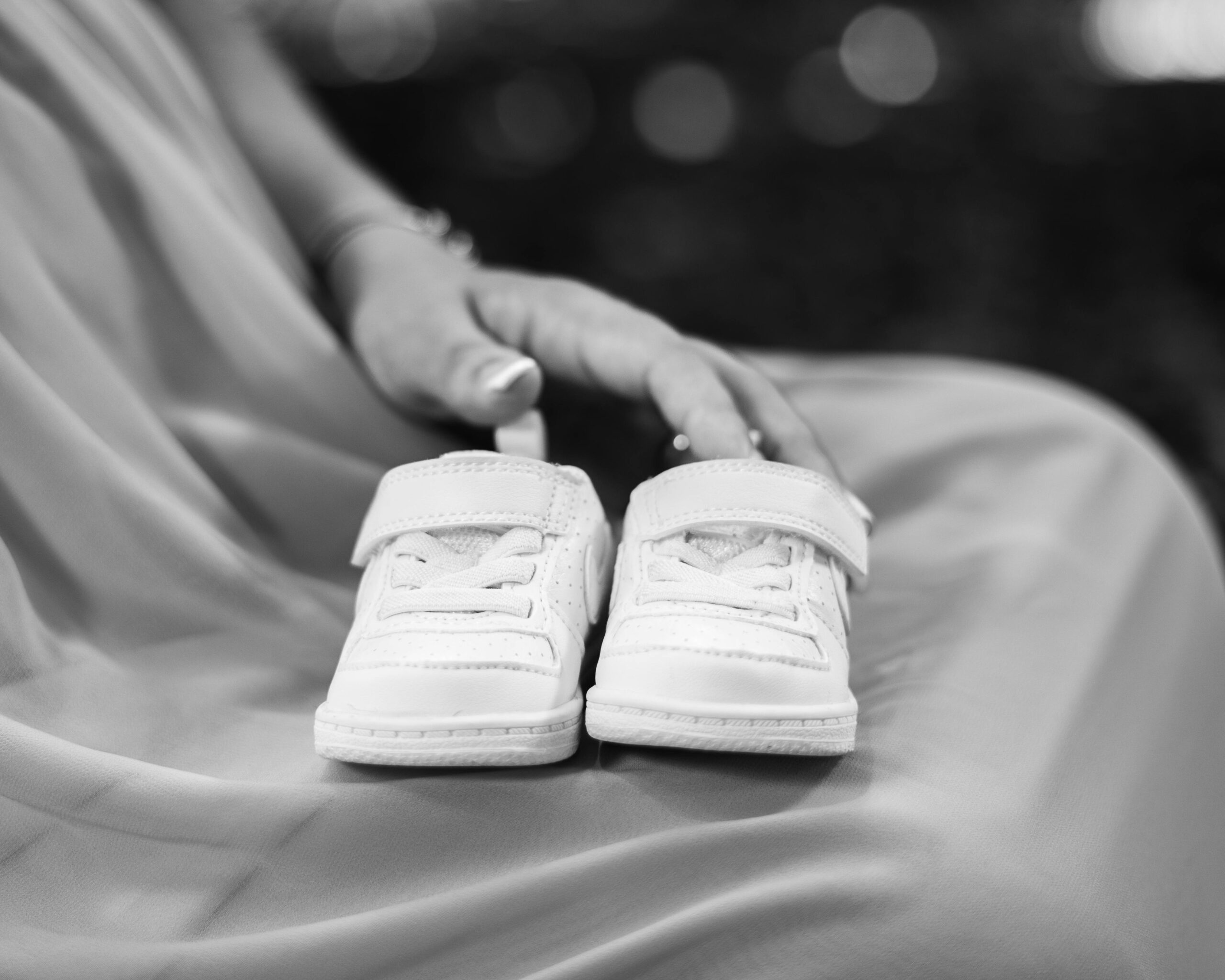 How to Clean White Sneakers: Keeping Them Looking New